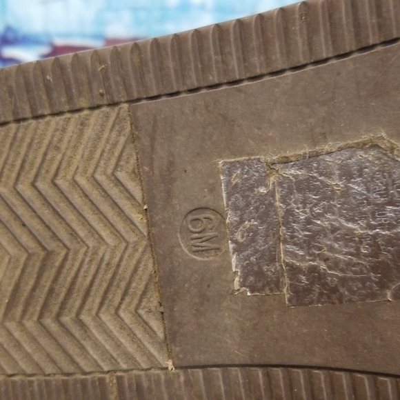 g by Guess fur booties - Picture 5 of 8